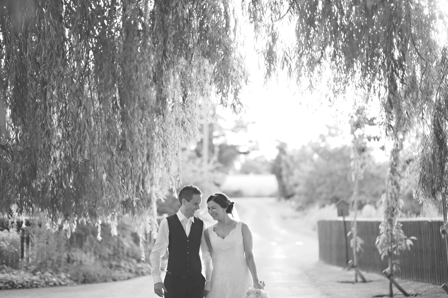 wedding-photographer-priory-barns