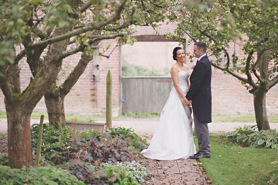 luton-hoo-walled-garden-wedding-photography