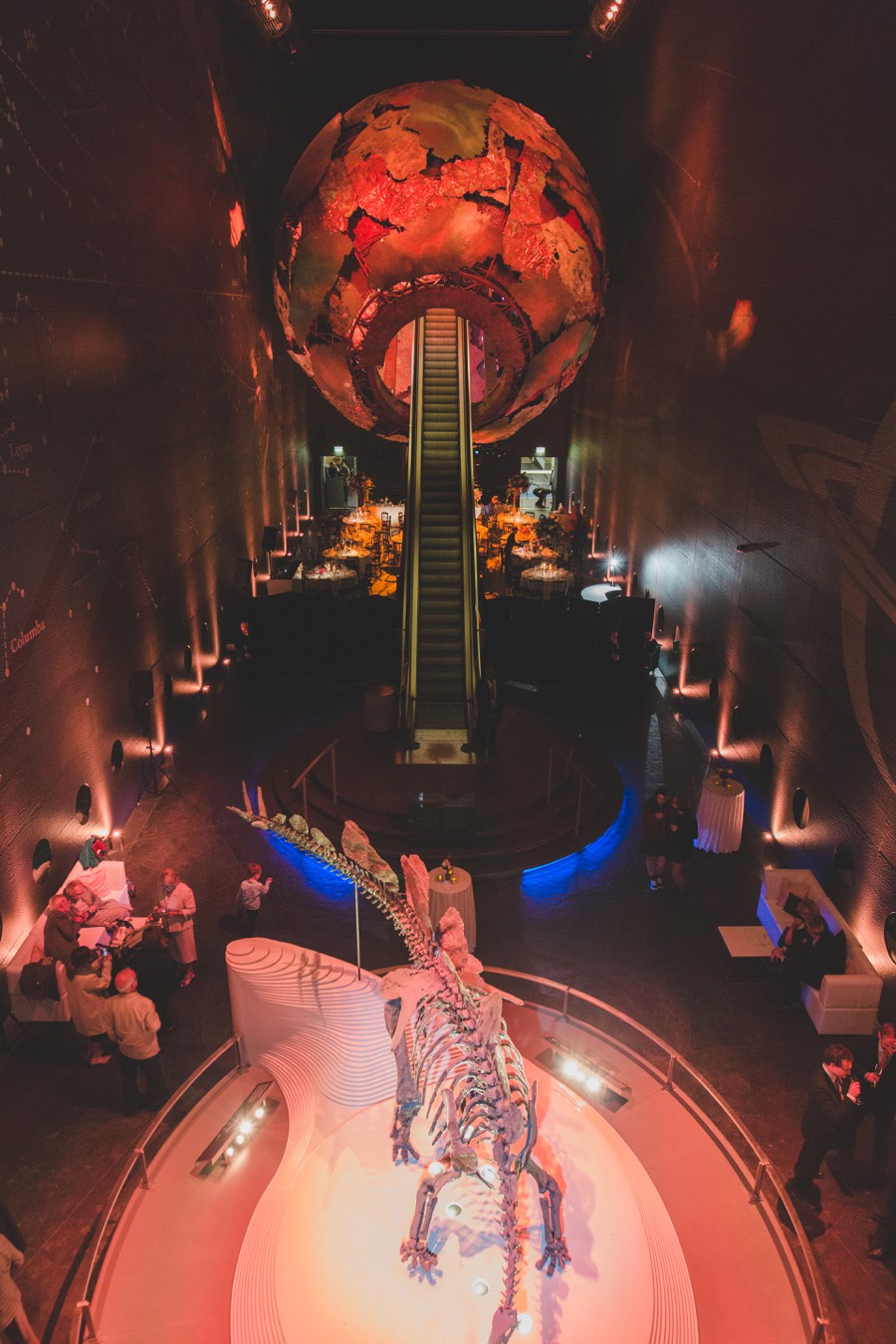 Natural-History-Museum-Earth-hall-wedding-photography